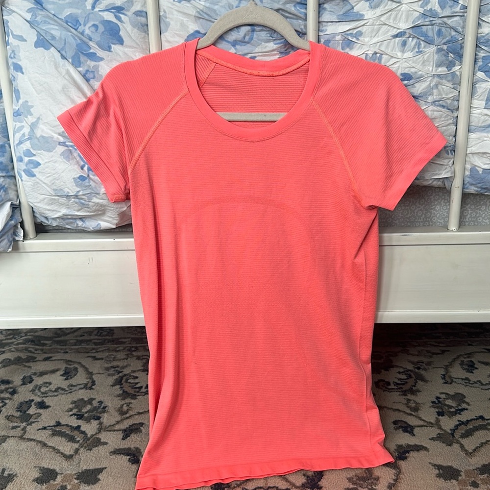 Lululemon swiftly tech, bright pink